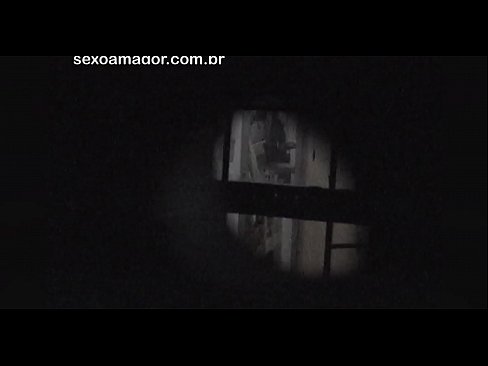 ❤️ Blondie és gravada en secret per un voyeur del barri amagat darrere de maons buits ❤❌ Porno rus al ca.freepornhdonlinegay.ru